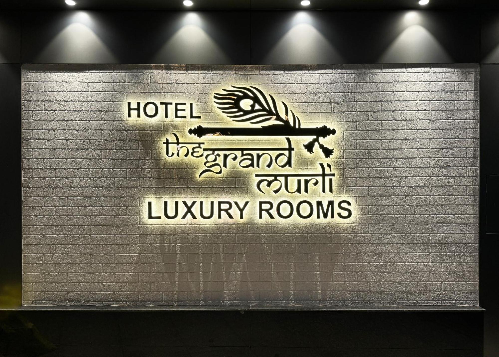 Hotel The Grand Murli Surat Ngoại thất bức ảnh